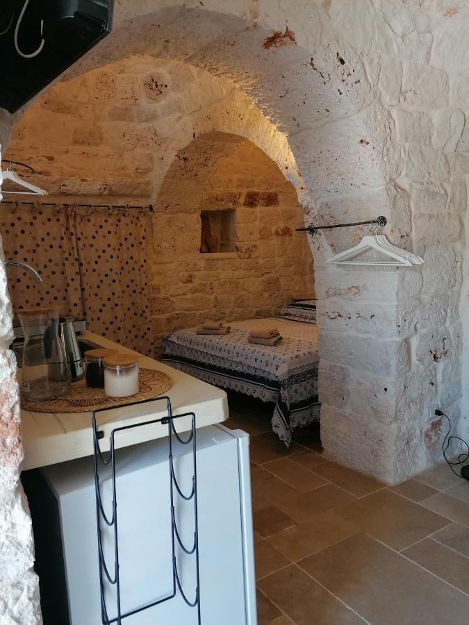 Trullo Del Sol Pensionat Ceglie Messapica Eksteriør billede