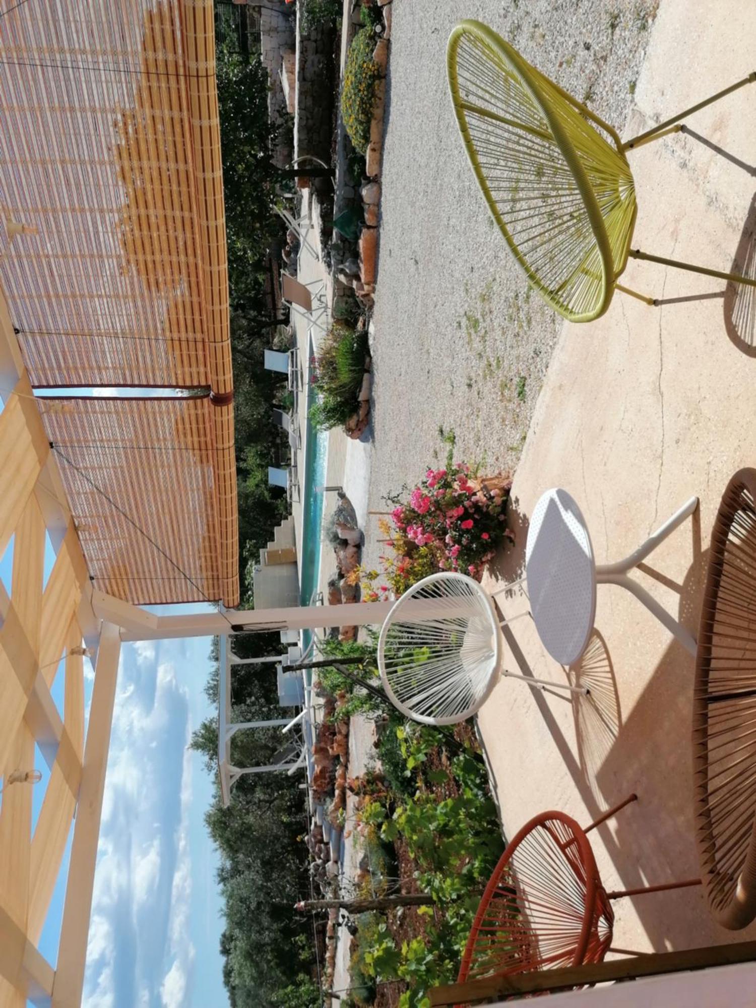 Trullo Del Sol Pensionat Ceglie Messapica Eksteriør billede