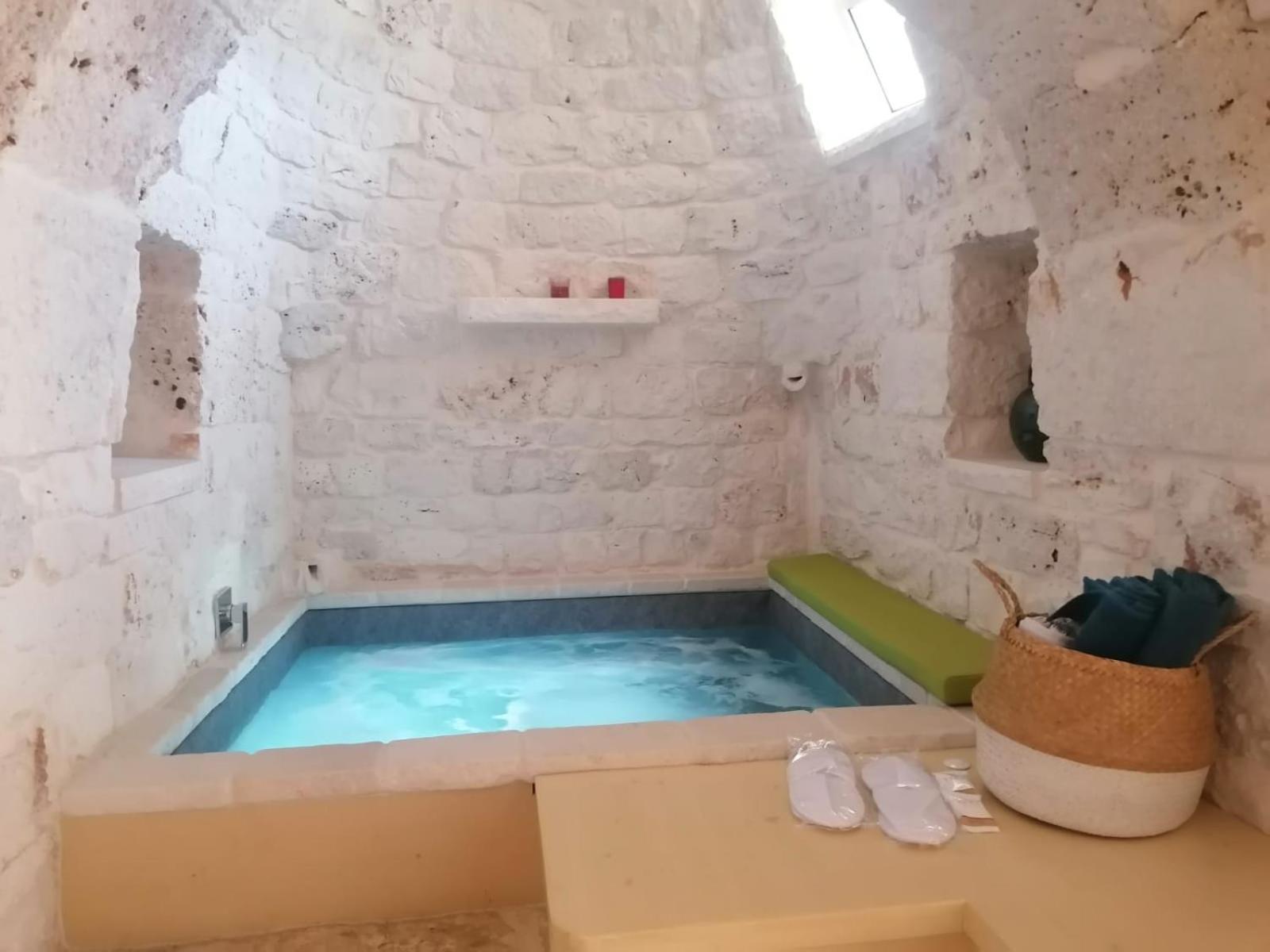 Trullo Del Sol Pensionat Ceglie Messapica Eksteriør billede